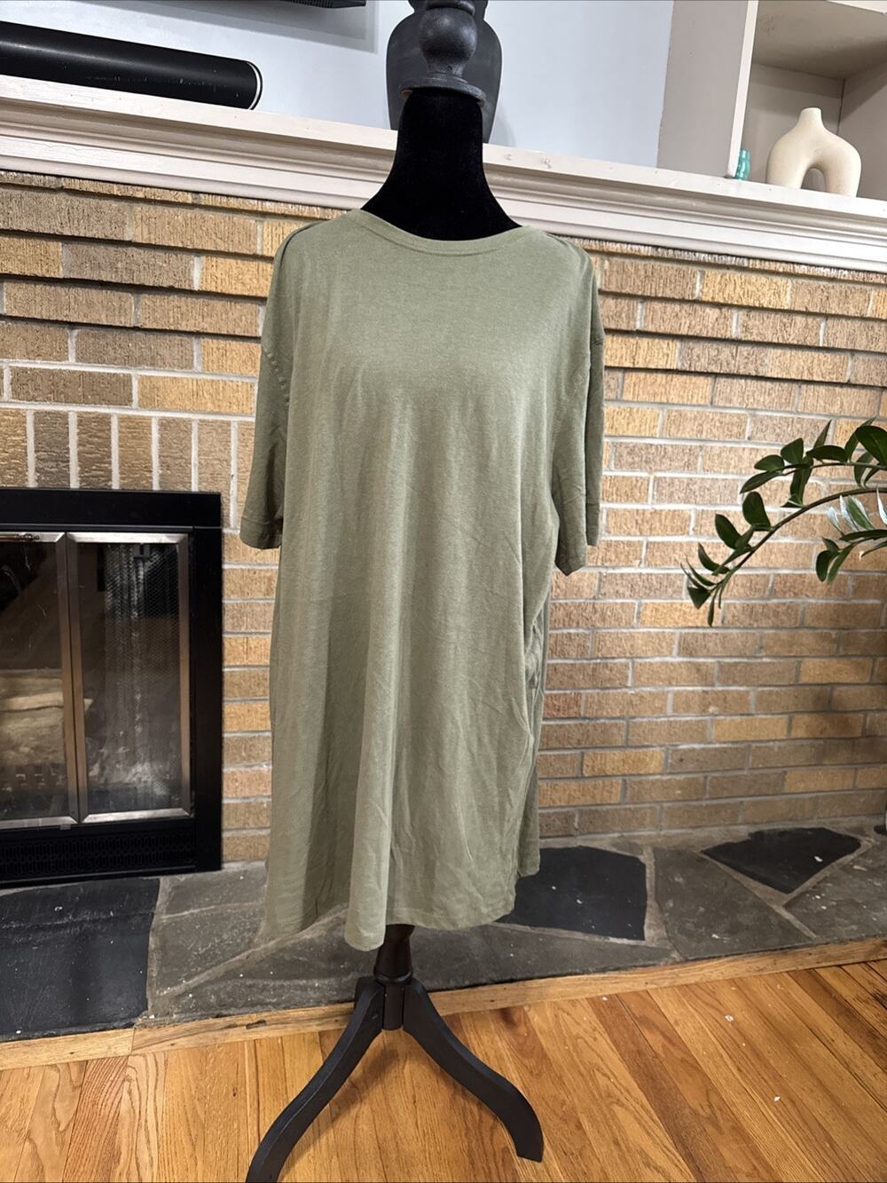 NWT - Onno Long Sleeve Bamboo T-Shirt - Cypress - 2XL